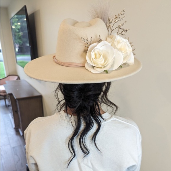 Boho hat - Picture 3 of 3